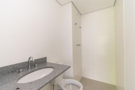 Banheiro de kitnet/studio à venda com 1 quarto, 25m² em Liberdade, São Paulo