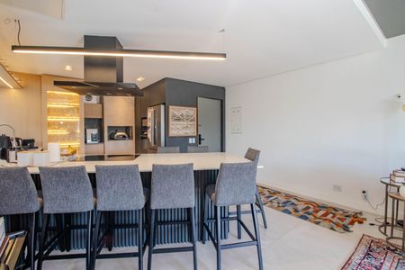 Apartamento à venda com 115m², 2 quartos e 2 vagasCozinha