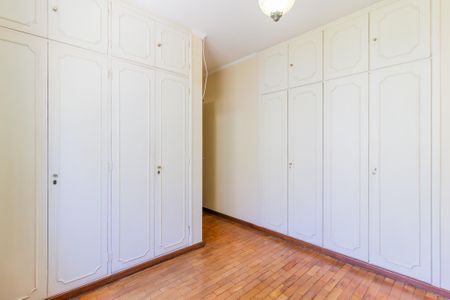 Apartamento para alugar com 110m², 3 quartos e 2 vagas Apartamento para alugar com 110m², 3 quartos e 2 vagasSuíte