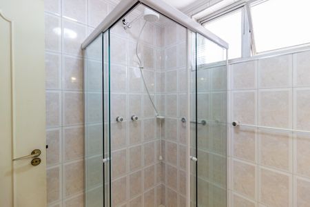 Apartamento para alugar com 110m², 3 quartos e 2 vagas Apartamento para alugar com 110m², 3 quartos e 2 vagasBanheiro da Suíte