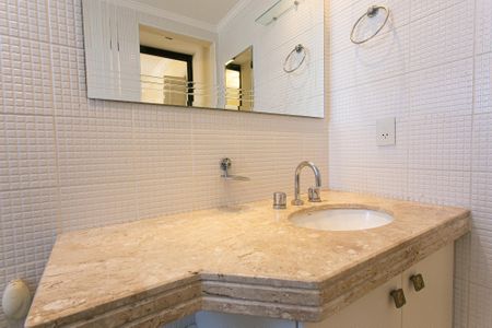 Apartamento para alugar com 140m², 3 quartos e 2 vagasBanheiro da Suíte 2