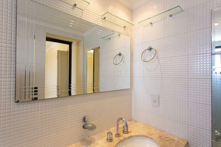 Apartamento para alugar com 140m², 3 quartos e 2 vagasBanheiro da Suíte 2