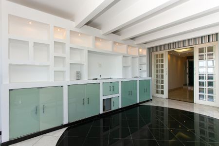 Apartamento para alugar com 140m², 3 quartos e 2 vagasVaranda