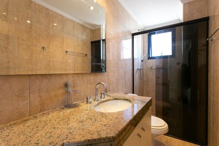 Apartamento para alugar com 140m², 3 quartos e 2 vagasBanheiro da Suíte 1