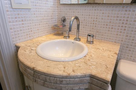 Apartamento para alugar com 140m², 3 quartos e 2 vagasBanheiro