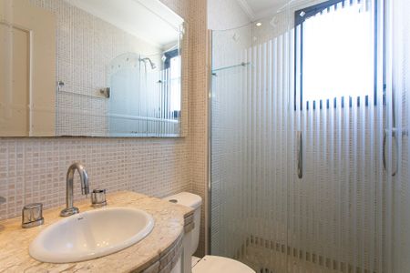 Apartamento para alugar com 140m², 3 quartos e 2 vagasBanheiro