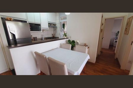 Apartamento à venda com 57m², 2 quartos e 1 vagaFoto 08