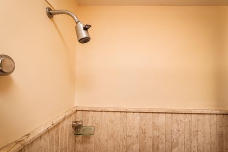 Apartamento à venda com 157m², 2 quartos e 2 vagas Apartamento à venda com 157m², 2 quartos e 2 vagasBanheiro da Suite 2