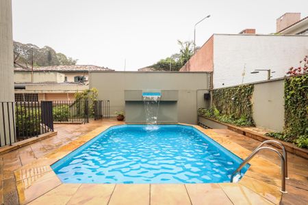 Apartamento à venda com 157m², 2 quartos e 2 vagas Apartamento à venda com 157m², 2 quartos e 2 vagasÁrea comum - Piscina