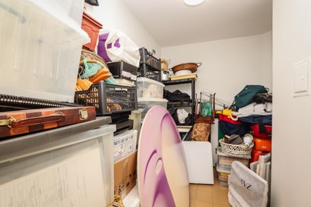 Apartamento à venda com 157m², 2 quartos e 2 vagas Apartamento à venda com 157m², 2 quartos e 2 vagasQuarto de Serviço