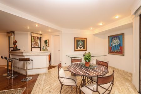 Sala de Jantar de apartamento à venda com 2 quartos, 157m² em Vila Morumbi, São Paulo