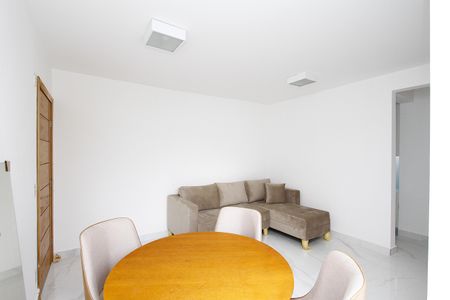 Sala de apartamento para alugar com 3 quartos, 65m² em Buritis, Belo Horizonte