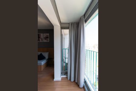 Varanda de kitnet/studio à venda com 1 quarto, 25m² em Liberdade, São Paulo