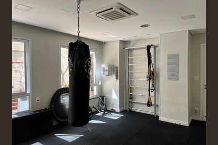 Apartamento à venda com 155m², 3 quartos e 2 vagas Apartamento à venda com 155m², 3 quartos e 2 vagasÁrea comum - Academia