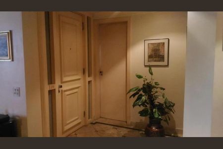 Apartamento à venda com 155m², 4 quartos e 3 vagas Apartamento à venda com 155m², 4 quartos e 3 vagasFoto 15