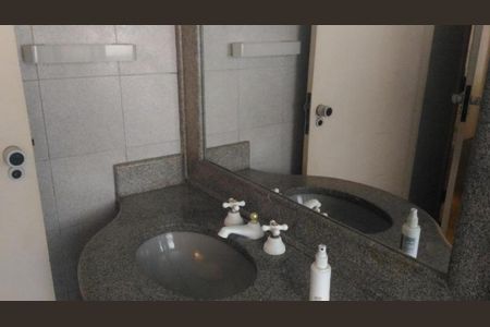 Apartamento à venda com 155m², 4 quartos e 3 vagas Apartamento à venda com 155m², 4 quartos e 3 vagasFoto 25