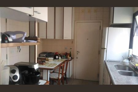 Apartamento à venda com 155m², 4 quartos e 3 vagas Apartamento à venda com 155m², 4 quartos e 3 vagasFoto 16