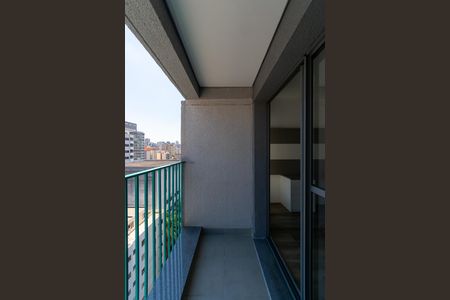 Varanda de kitnet/studio à venda com 1 quarto, 25m² em Liberdade, São Paulo