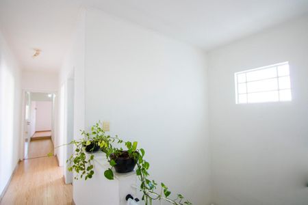 Casa à venda com 213m², 3 quartos e 2 vagasCorredor