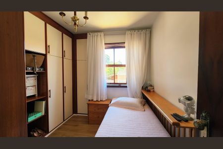 Casa à venda com 193m², 3 quartos e 2 vagasQuarto 4