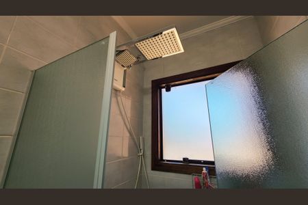 Casa à venda com 193m², 3 quartos e 2 vagasBanheiro