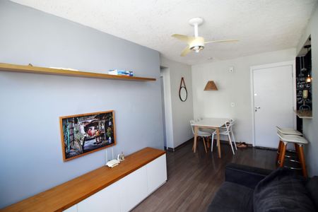 Sala de apartamento à venda com 2 quartos, 50m² em Vigário Geral, Rio de Janeiro