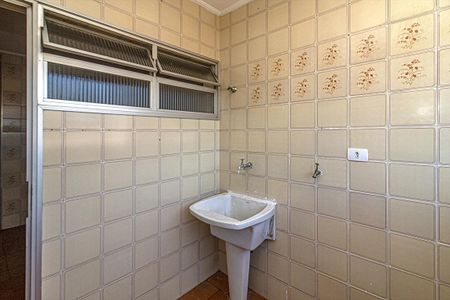 Apartamento para alugar com 135m², 2 quartos e 1 vagaÁrea de Serviço