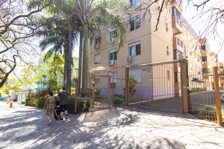 Apartamento à venda com 65m², 2 quartos e 1 vagaFachada