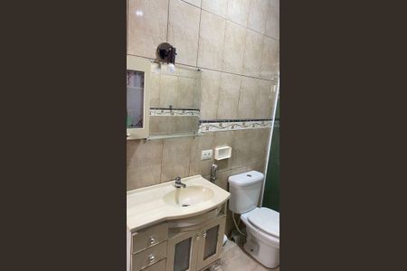 Casa à venda com 210m², 4 quartos e 2 vagasBanheiro 3