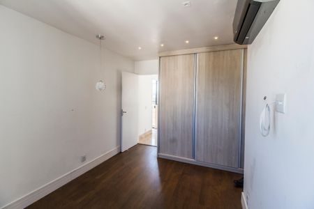 Apartamento à venda com 165m², 3 quartos e 2 vagasSuíte 3