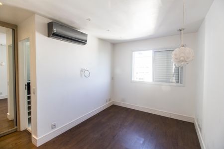 Apartamento à venda com 165m², 3 quartos e 2 vagasSuíte 3