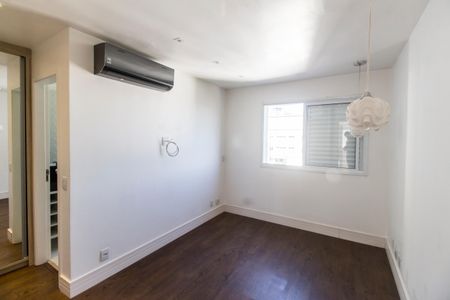 Apartamento à venda com 165m², 3 quartos e 2 vagasSuíte 3