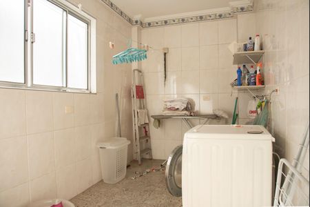 Casa à venda com 300m², 3 quartos e 2 vagasÁrea de Serviço