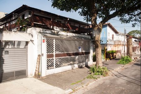 Casa à venda com 300m², 3 quartos e 2 vagasFachada