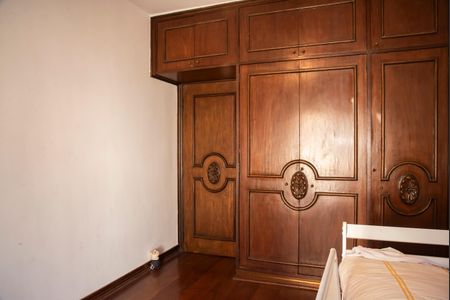 Casa à venda com 300m², 3 quartos e 2 vagasQuarto 2