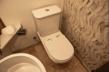 Casa à venda com 300m², 3 quartos e 2 vagasLavabo