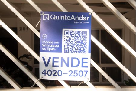 Casa à venda com 300m², 3 quartos e 2 vagasPlaquinha