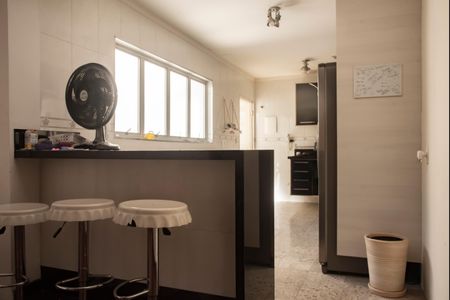 Casa à venda com 300m², 3 quartos e 2 vagasCopa/Cozinha