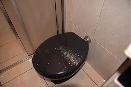 Casa à venda com 300m², 3 quartos e 2 vagasBanheiro do Salão