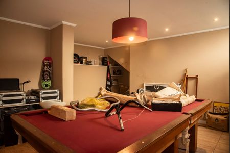 Casa à venda com 300m², 3 quartos e 2 vagasSalão