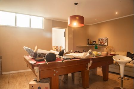 Casa à venda com 300m², 3 quartos e 2 vagasSalão