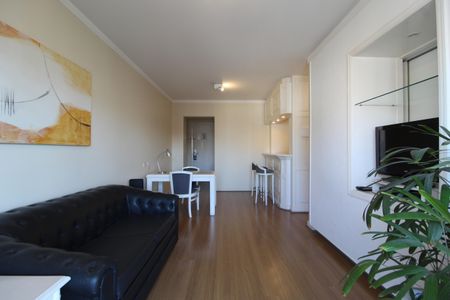 Sala de apartamento para alugar com 1 quarto, 42m² em Itaim Bibi, São Paulo