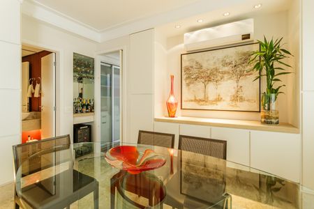 Sala de apartamento à venda com 3 quartos, 127m² em Planalto Paulista, São Paulo