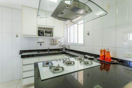 Apartamento à venda com 127m², 3 quartos e 2 vagas Apartamento à venda com 127m², 3 quartos e 2 vagasCozinha