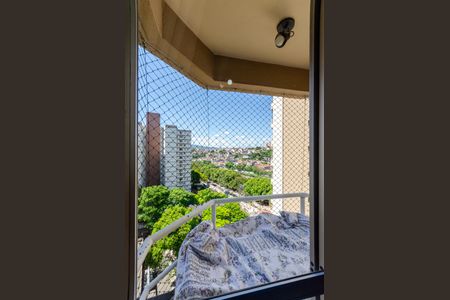 Apartamento à venda com 58m², 2 quartos e 1 vagaQuarto 2 - Janela