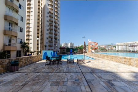 Apartamento à venda com 58m², 2 quartos e 1 vagaÁrea comum - Piscina