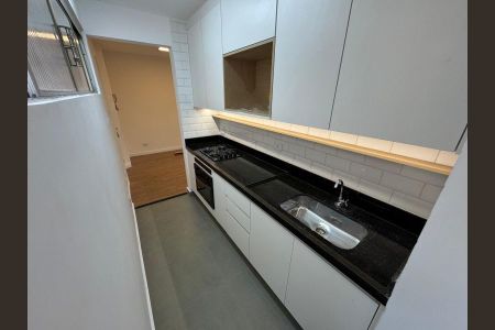 Foto 05 de apartamento à venda com 2 quartos, 43m² em Alto de Pinheiros, São Paulo