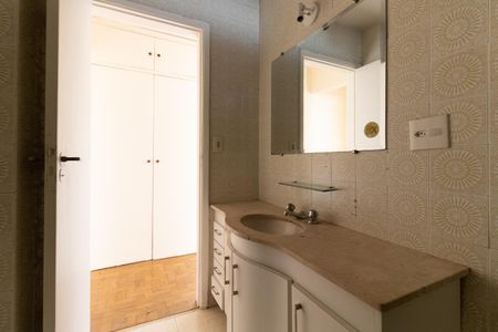 Apartamento à venda com 126m², 3 quartos e 1 vagaBanheiro Social 