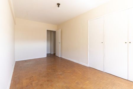 Apartamento à venda com 126m², 3 quartos e 1 vagaQuarto 2