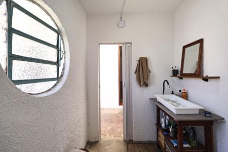 Casa à venda com 104m², 2 quartos e 3 vagasBanheiro